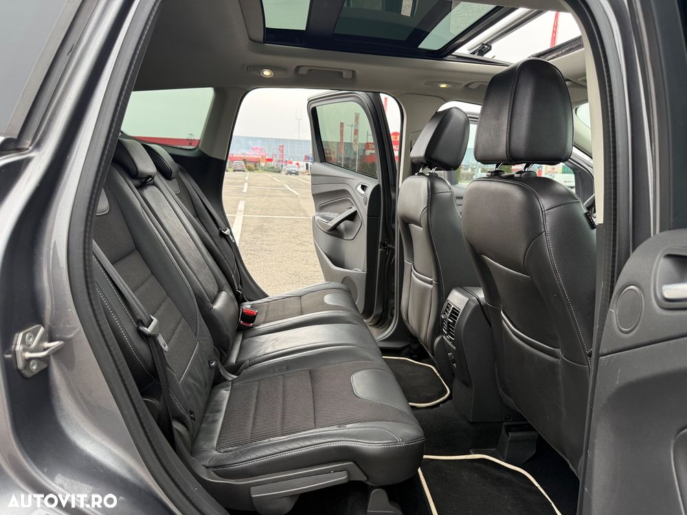 Ford Kuga 2.0 TDCi 4WD Powershift Titanium - 27