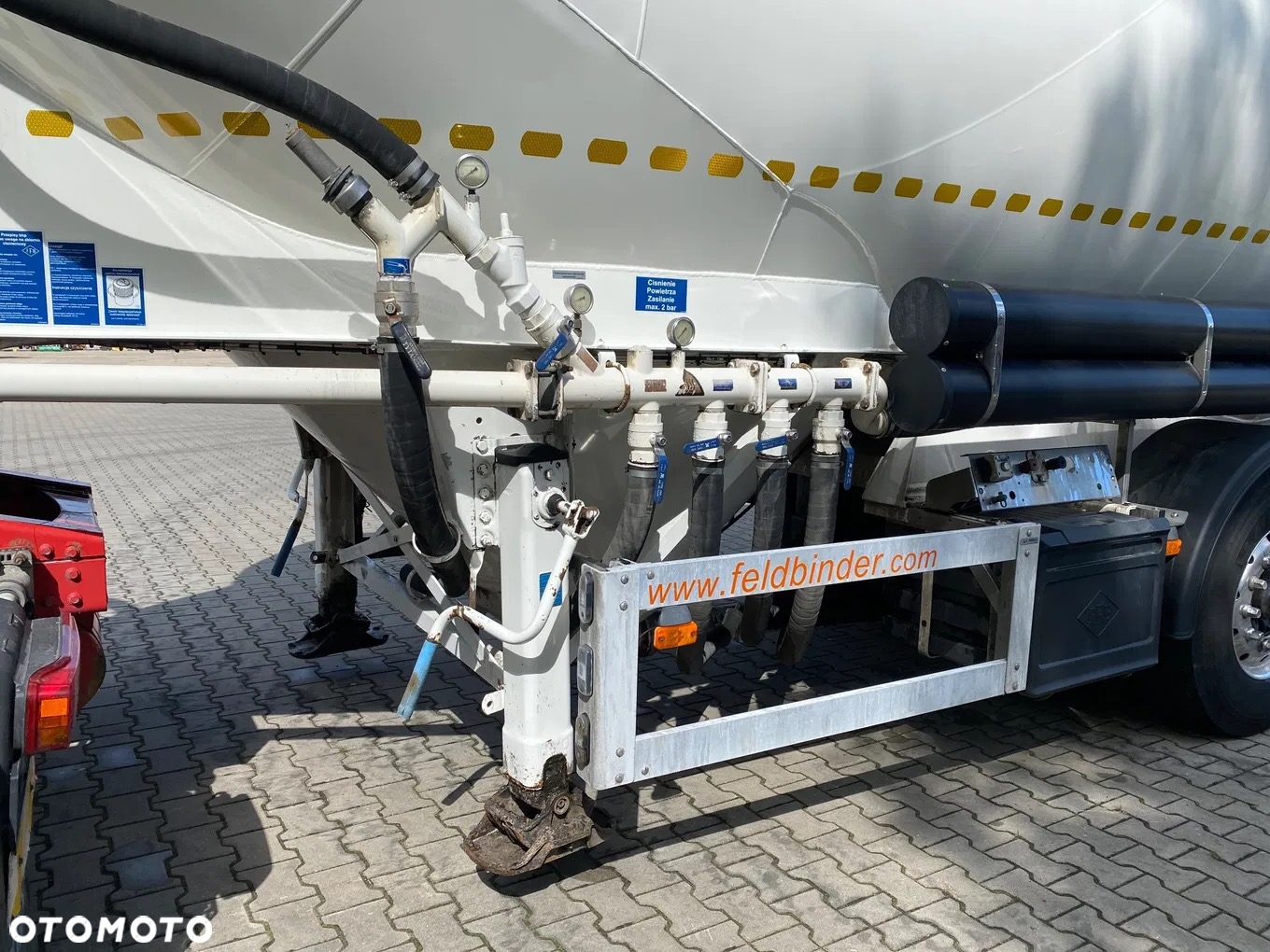 Feldbinder 35m3 - 7