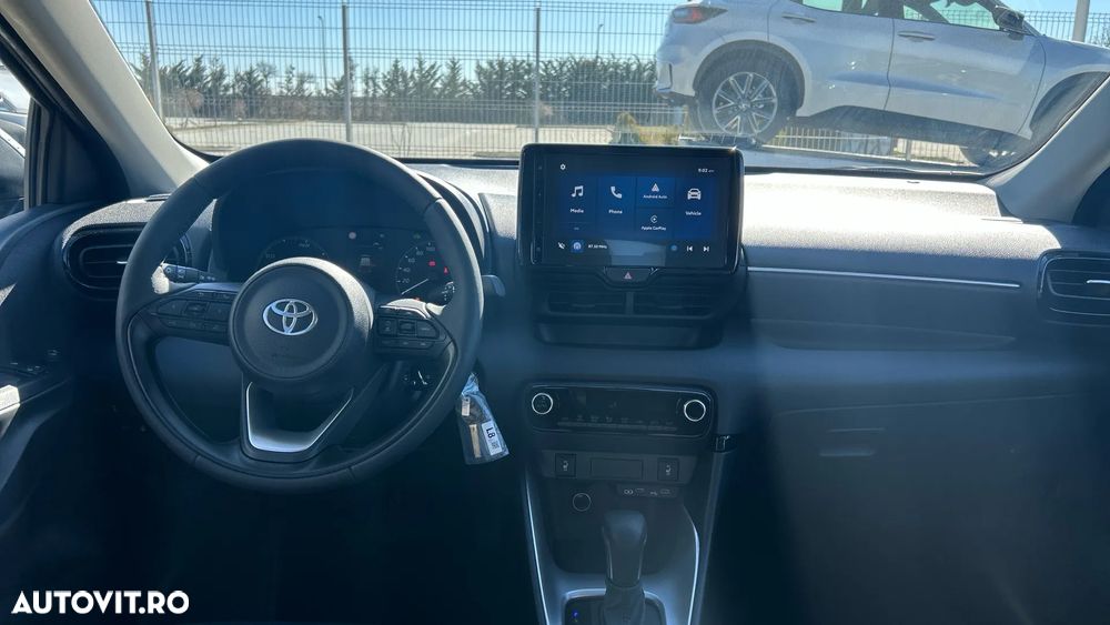 Toyota Yaris 1.5 VVT-i HSD Active - 8