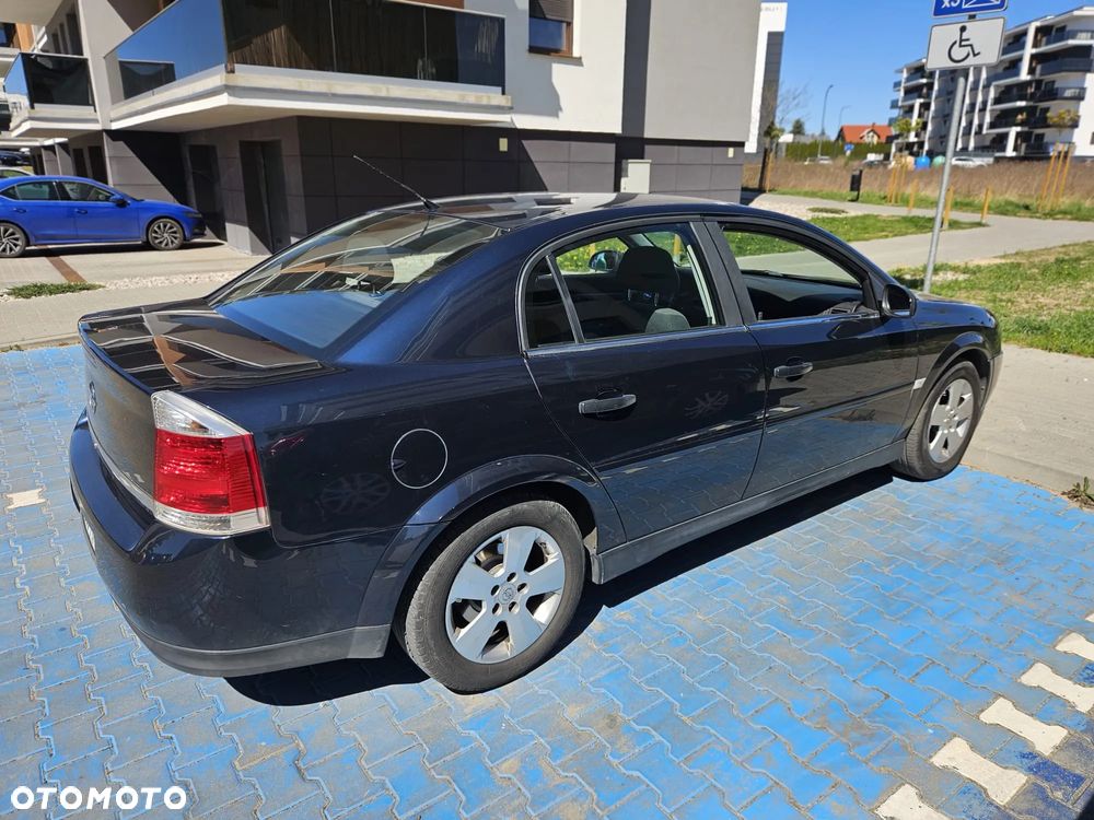 Opel Vectra 1.8 - 3