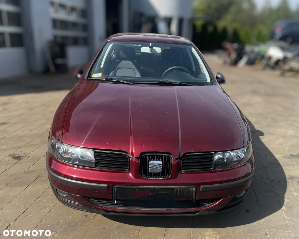 Seat Leon 1,6 16 105 koni 2003 na części - 3