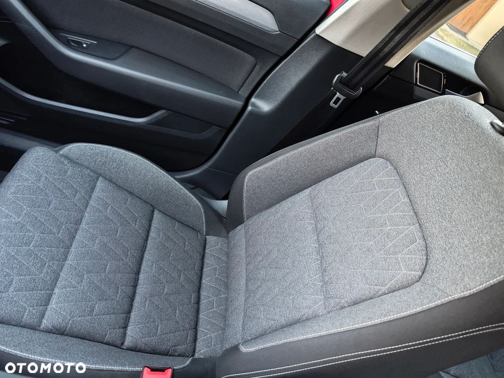 Volkswagen Passat 2.0 TDI SCR DSG - 21