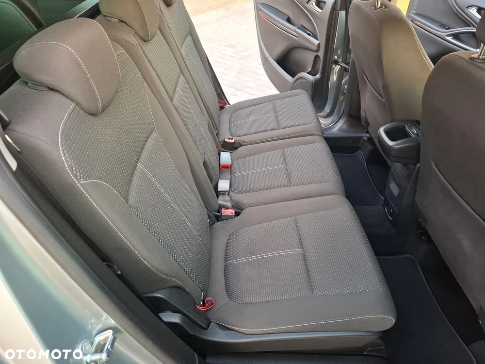 Opel Zafira 2.0 CDTI Enjoy - 30