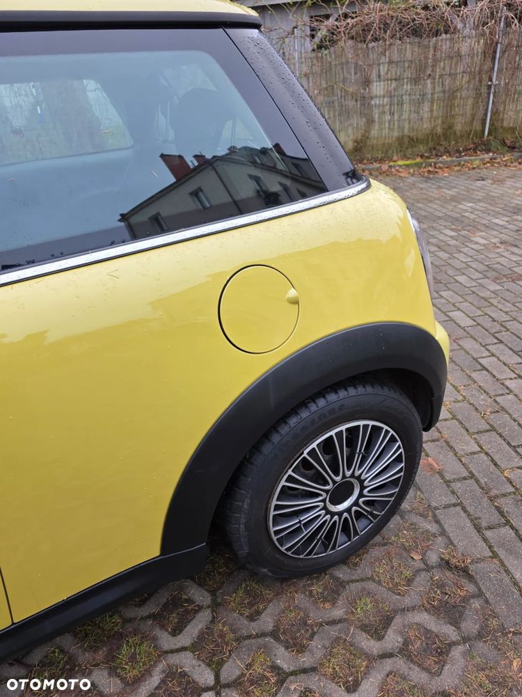 MINI ONE Minimalism - 5