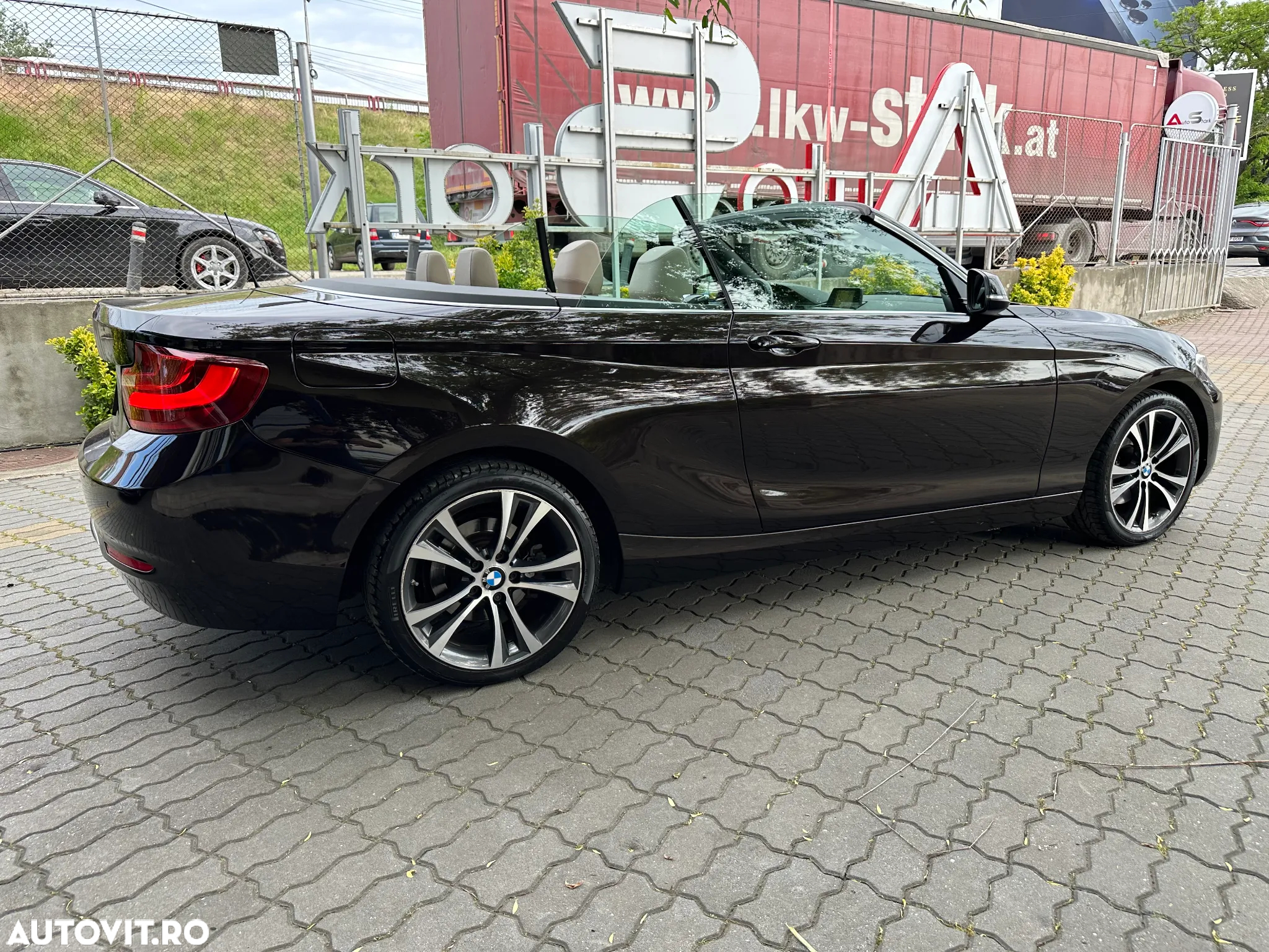 BMW Seria 2 220d Cabrio Aut. Luxury Line - 16