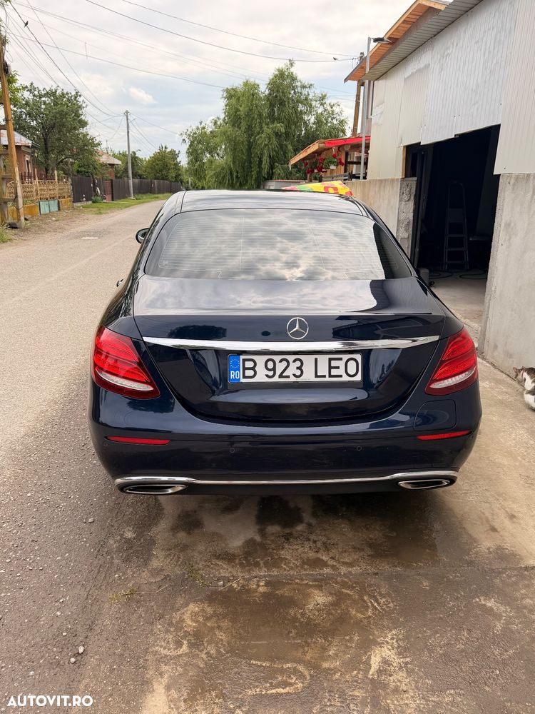 Mercedes-Benz E - 4