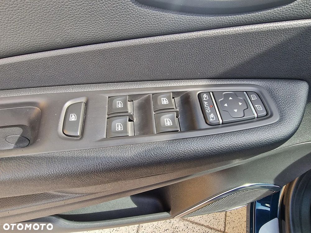 Renault Captur 1.2 Energy TCe Intens - 13