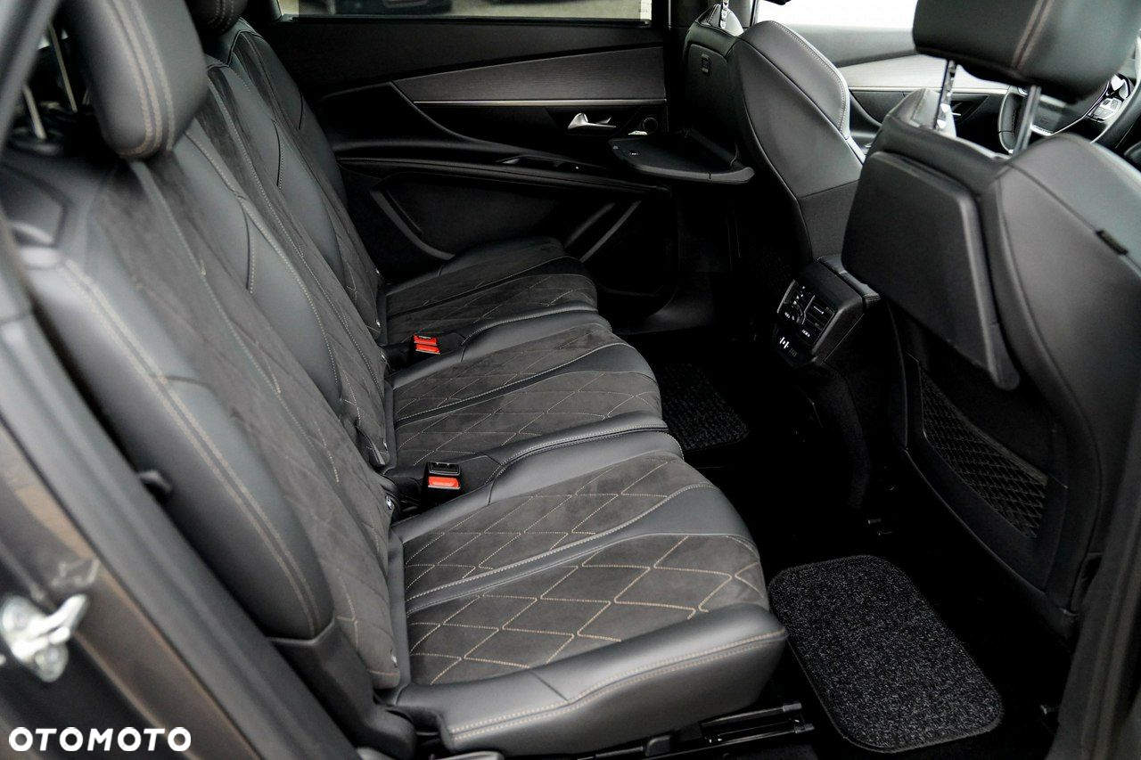 Peugeot 5008 BlueHDI 180 EAT8 GT - 27