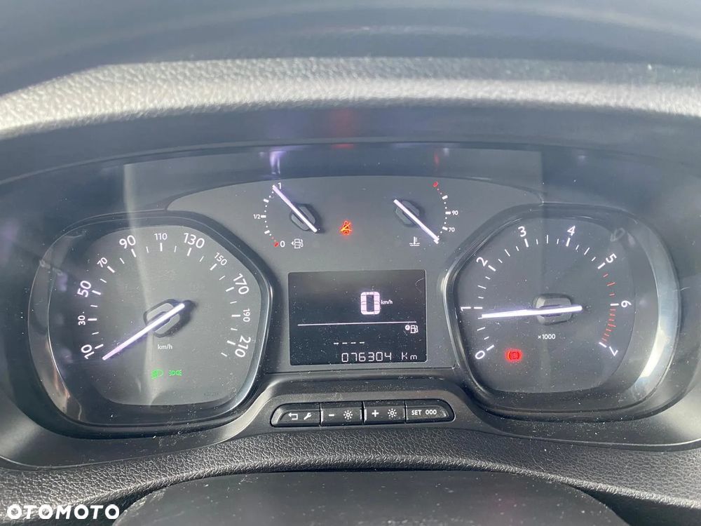 Opel Vivaro Kombi 2.0 CDTI Extra Long 2,8t Enjoy - 24