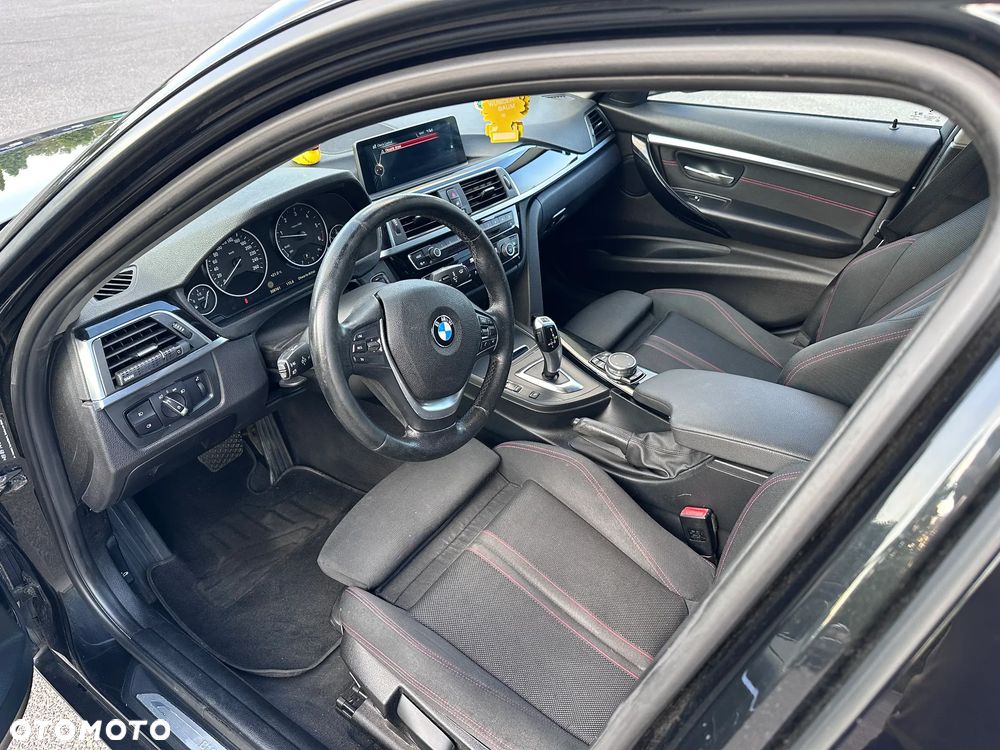 BMW Seria 3 320d Sport Line - 6