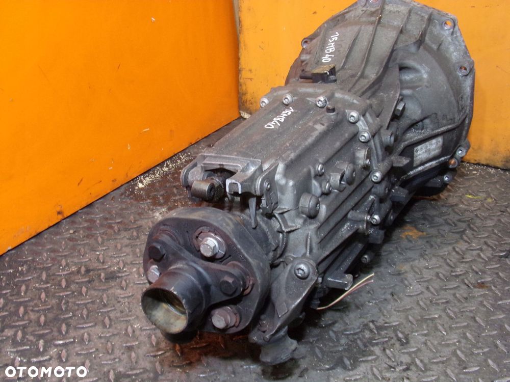 BMW E87 123D 2.0 D 09r 204KM skrzynia biegow 6 7568128 JGG - 4