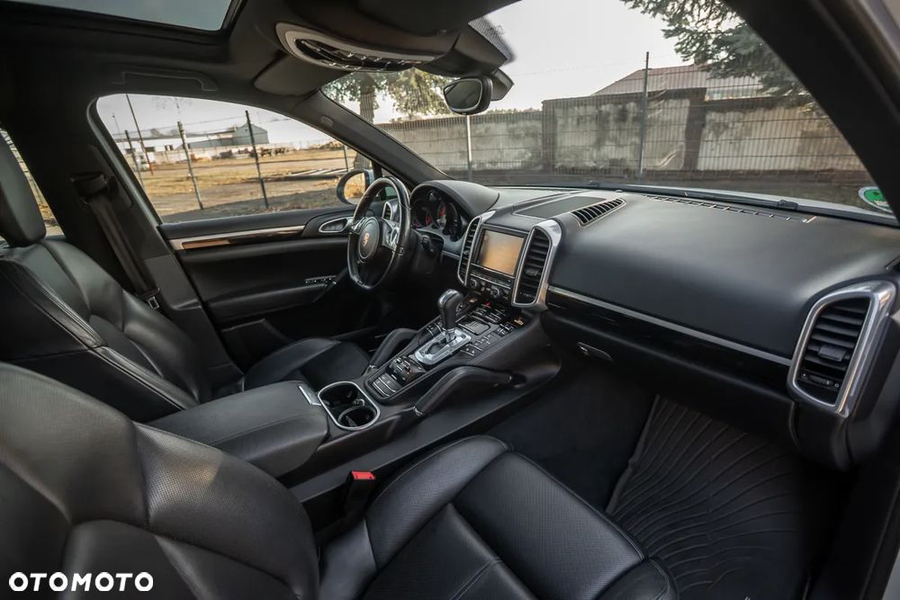 Porsche Cayenne S Diesel - 22