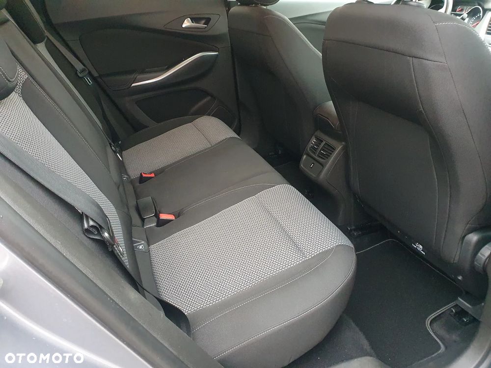 Opel Grandland X 1.2 Start/Stop Business Elegance - 9