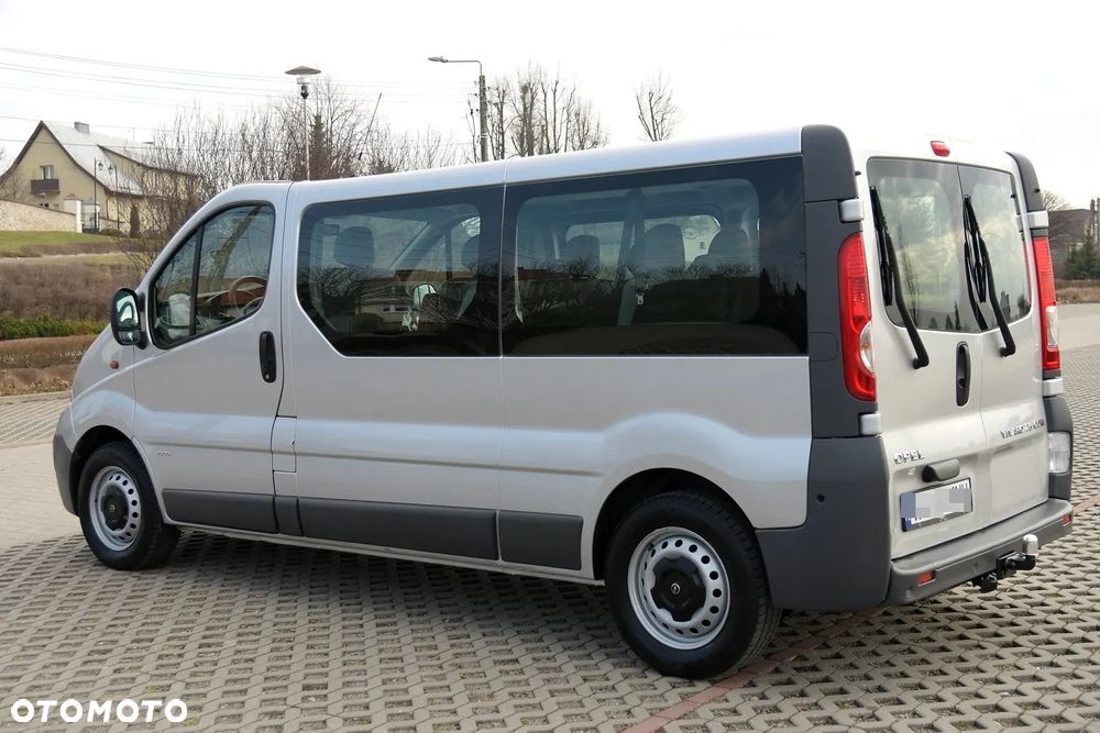 Opel Vivaro - 9