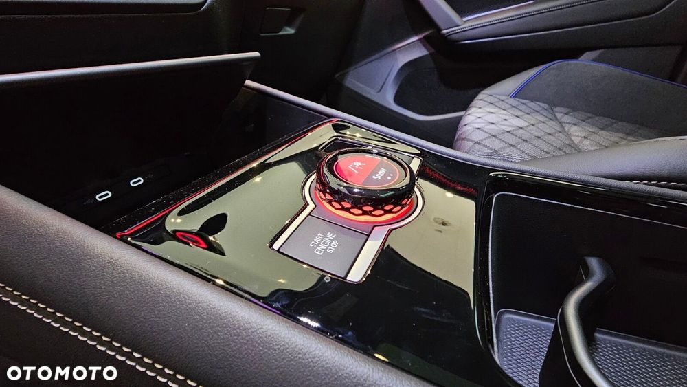 Volkswagen Tiguan - 36