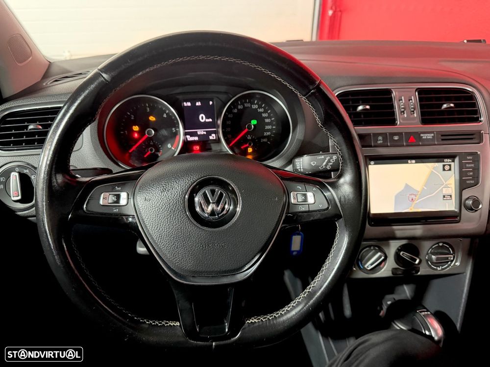 VW Polo 1.4 TDi Lounge DSG - 52