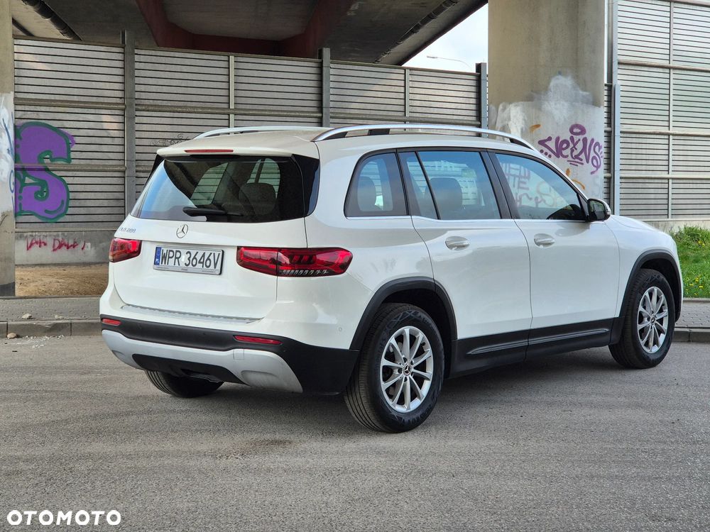 Mercedes-Benz GLB 200 7G-DCT - 12