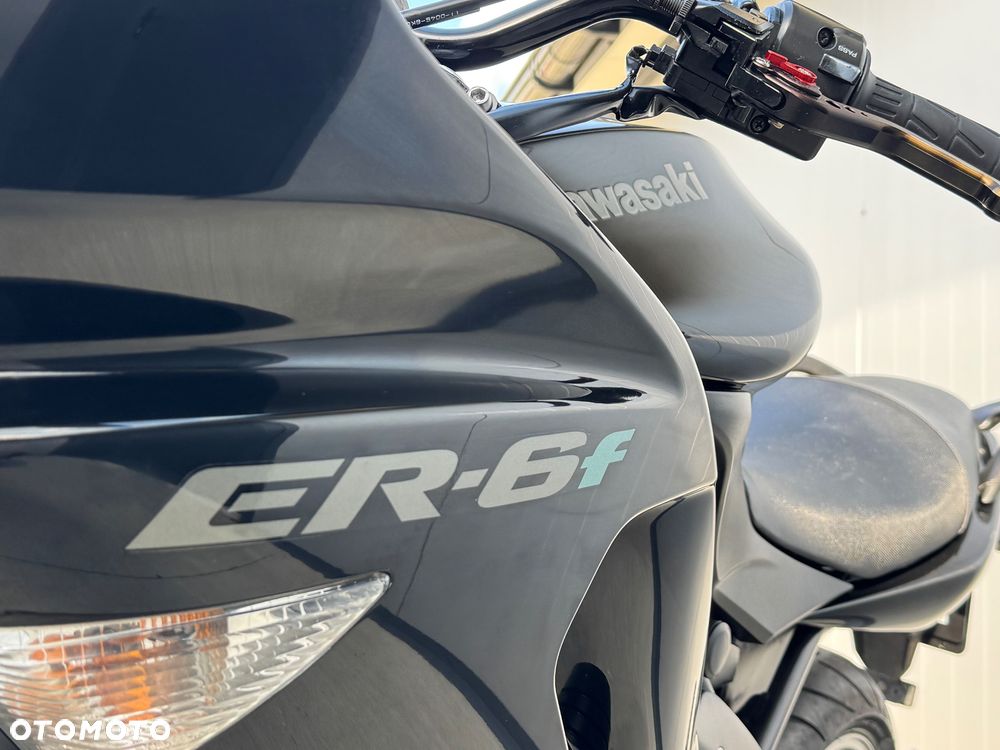 Kawasaki ER - 10