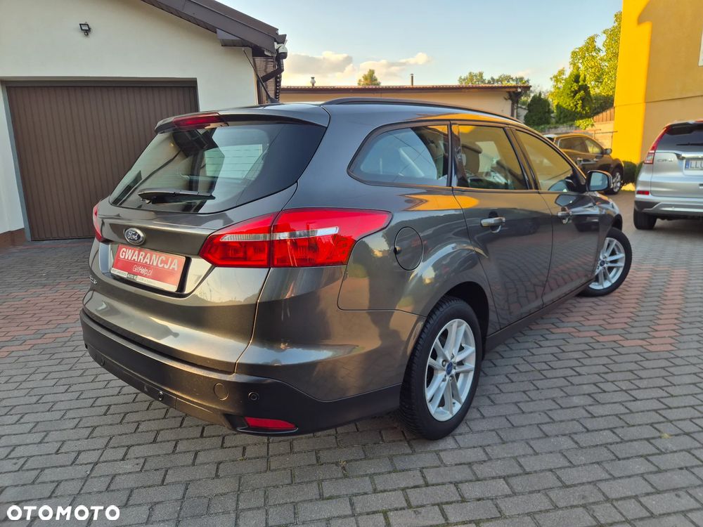 Ford Focus 1.5 TDCi SYNC Edition - 8