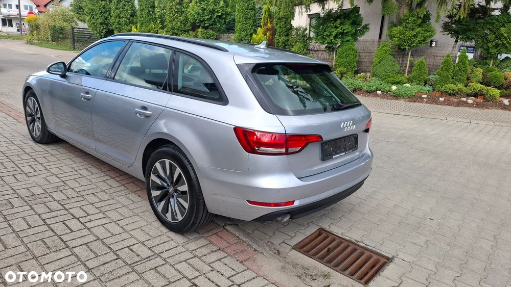 Audi A4 Avant 2.0 TDI S tronic design - 4
