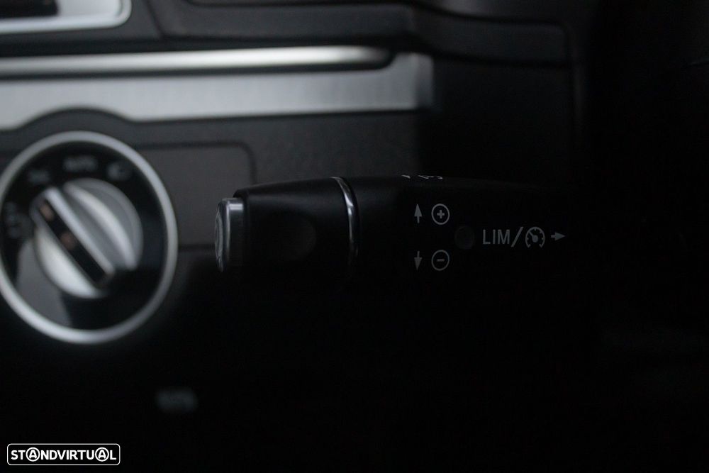 Mercedes-Benz E 220 CDi BlueEfficiency Auto - 17