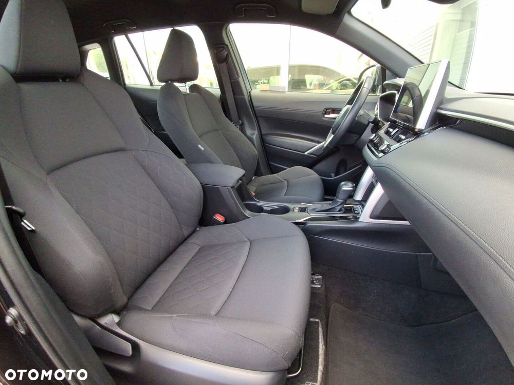 Toyota Corolla Cross - 9