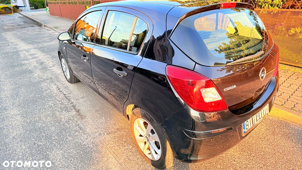 Opel Corsa - 4