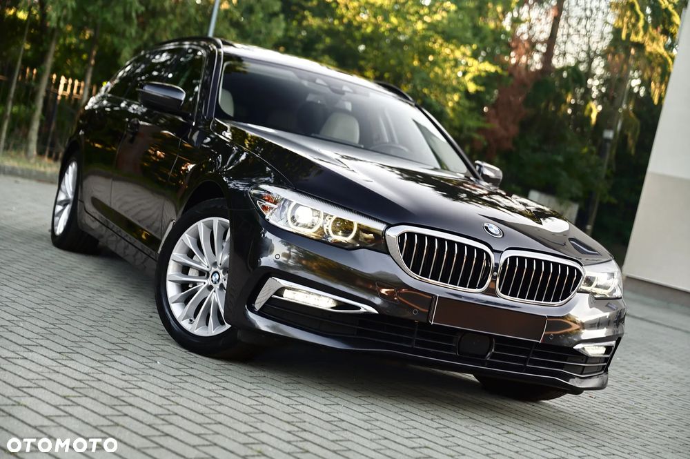 BMW Seria 5 525d Luxury Line - 1