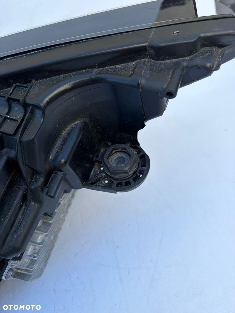 Audi A6 C8  lampa przod lewa full led matrix - 7