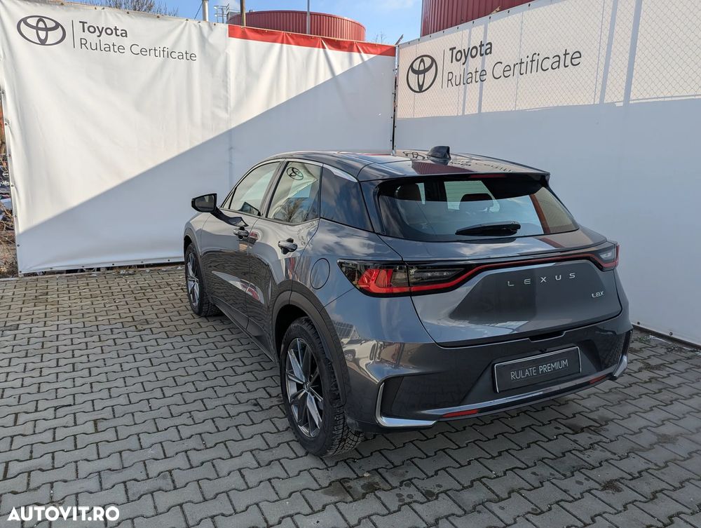 Lexus LBX 1.5 HEV 4x2 CVT Relax - 11