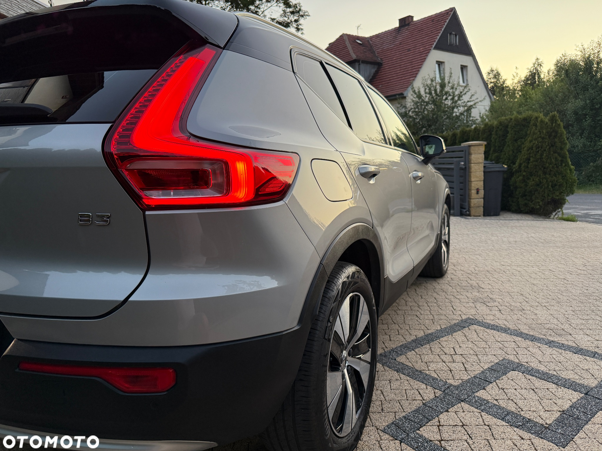 Volvo XC 40 B3 Ultimate Dark - 12