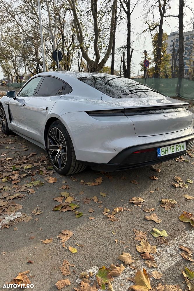 Porsche Taycan 4S - 5
