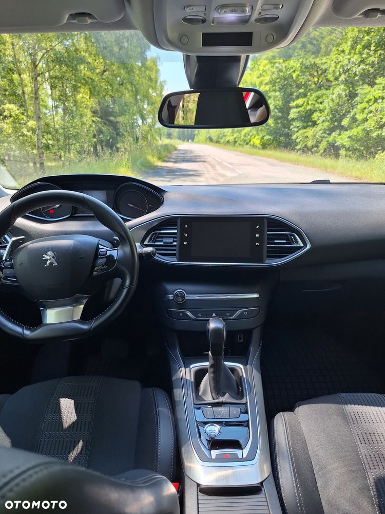 Peugeot 308 BlueHDi 130 EAT6 Stop & Start Allure - 12