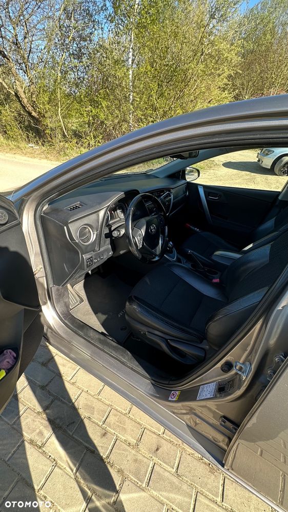 Toyota Auris 1.8 HSD Luna - 7