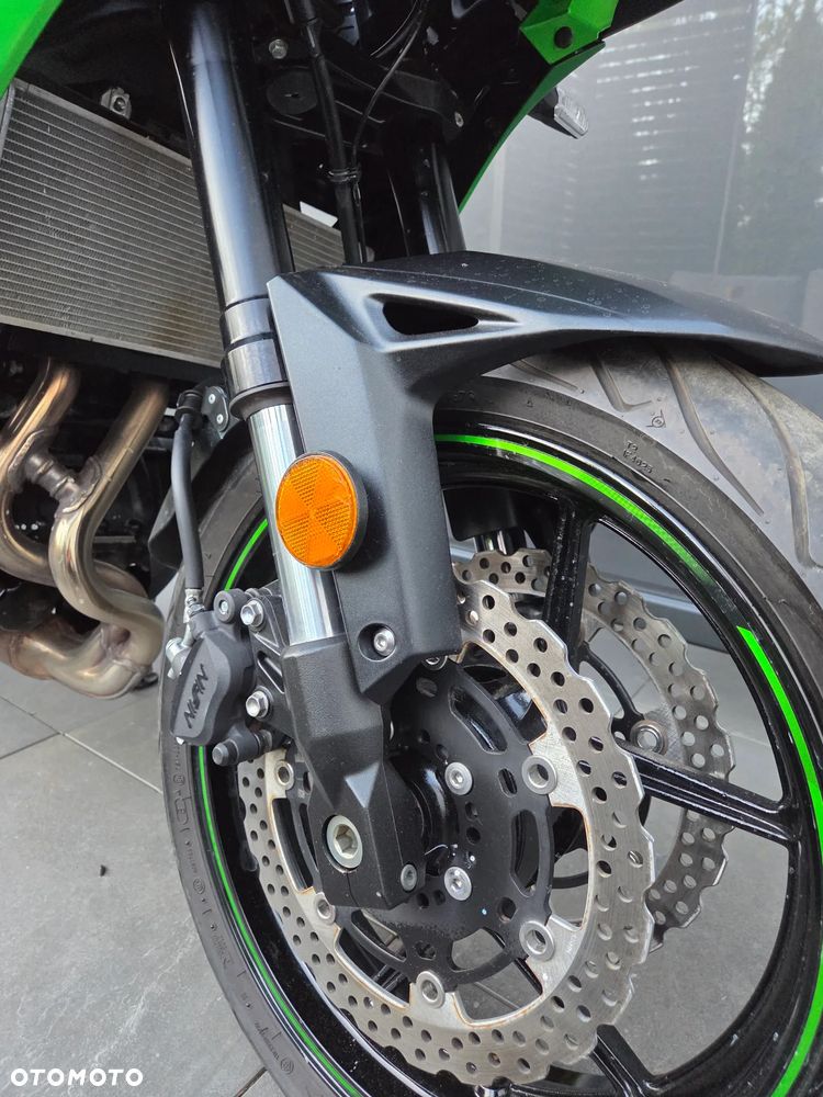 Kawasaki Z - 7