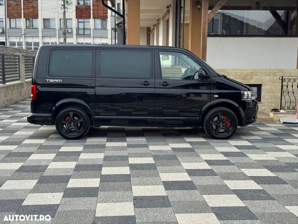 Volkswagen Multivan - 16