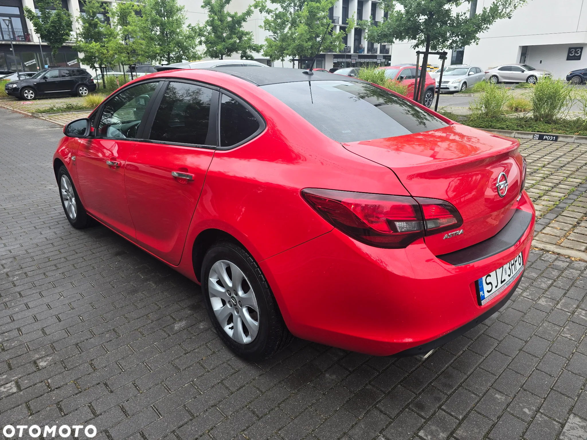 Opel Astra V 1.4 T Dynamic S&S - 2