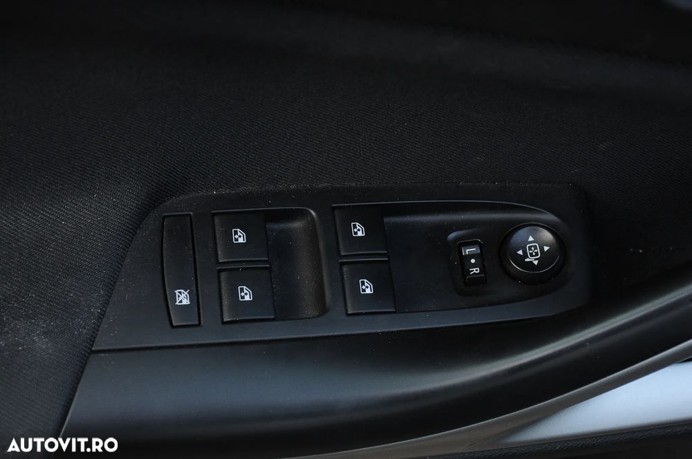 Opel Astra 1.5 D Start/Stop 120 Jahre - 9