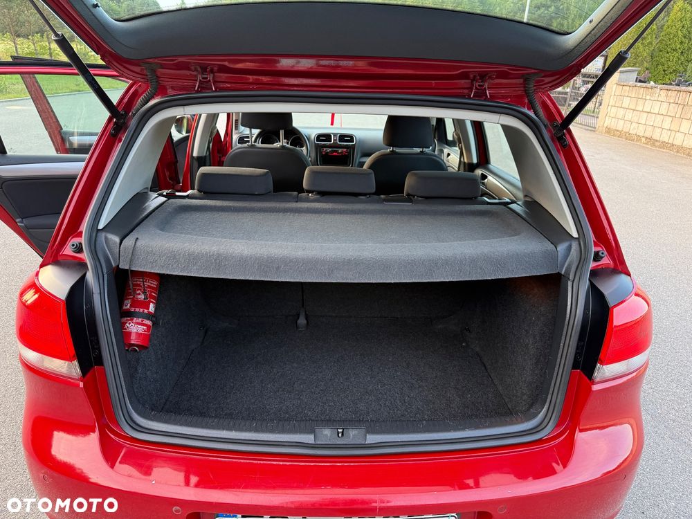 Volkswagen Golf 1.6 TDI BlueMot Comfortline - 25