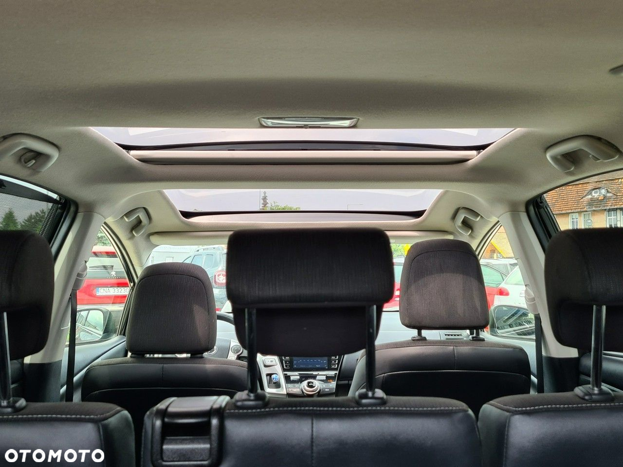Toyota Prius+ Hybrid 135 Prestige - 35