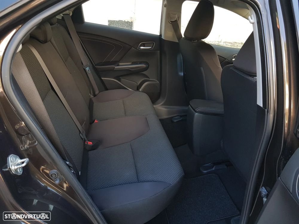 Honda Civic Tourer 1.6 i-DTEC Comfort - 39