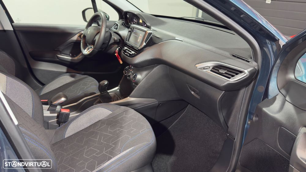 Peugeot 2008 1.6 BlueHDi Style - 15