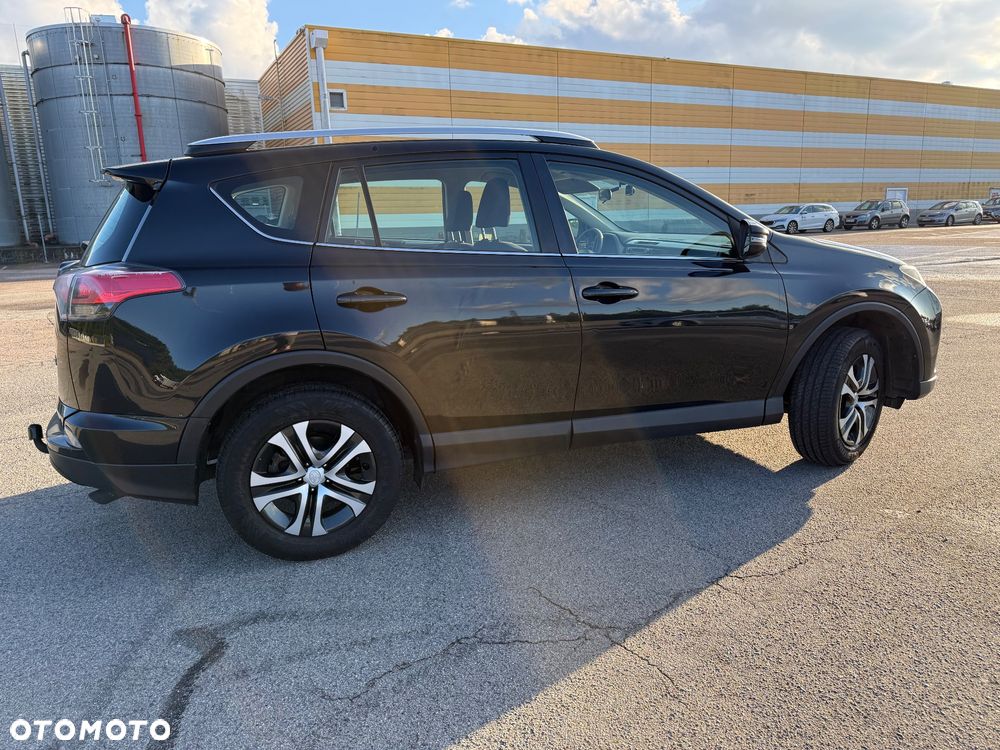 Toyota RAV4 2.0 D-4D Active 4x2 - 5