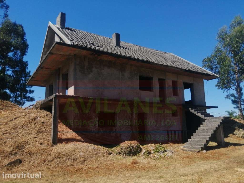 MORADIA EM FASE PEDREIRO - S MIGUEL DO MATO - Grande imagem: 5/18