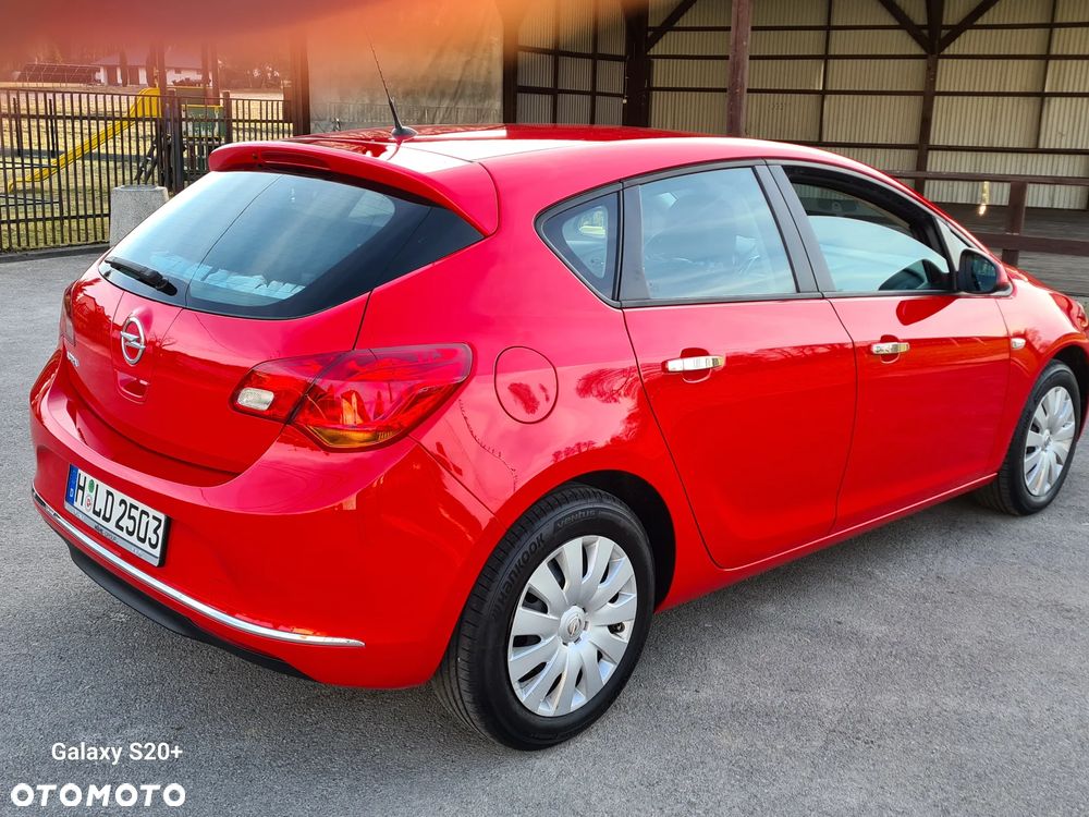 Opel Astra - 4