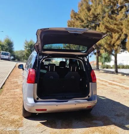 Peugeot 5008 1.6 HDi 7L Allure - 6