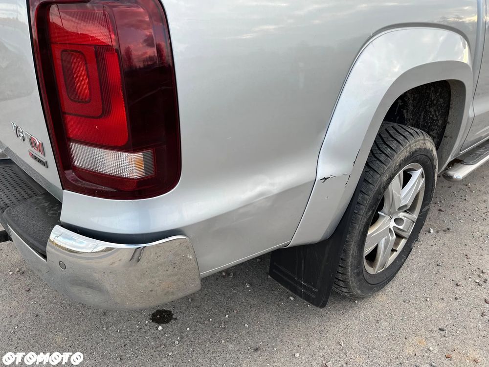 Volkswagen Amarok 3.0 V6 TDi 4MOTION Highline - 4