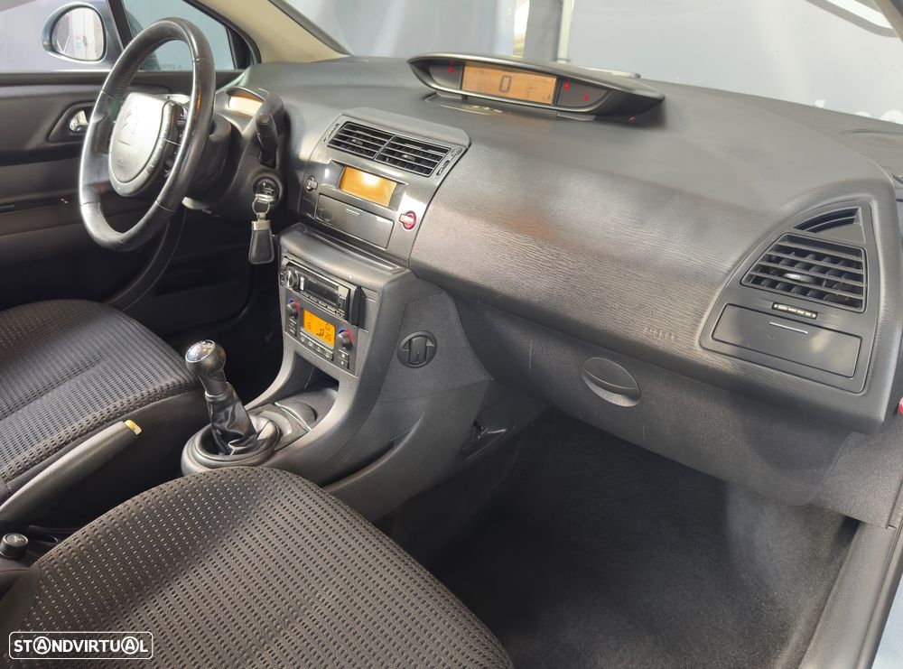 Citroën C4 1.4 16V VTR Pack - 4