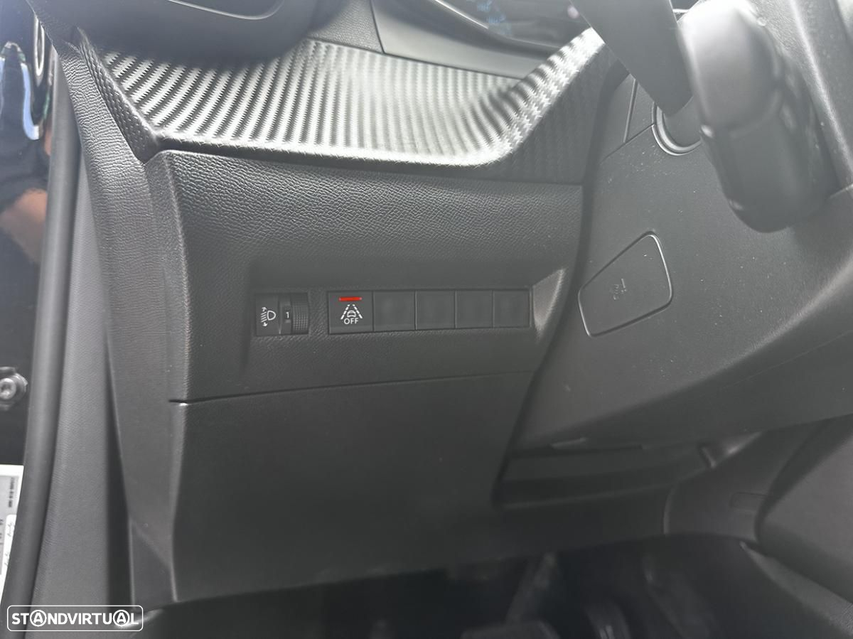 Peugeot e-2008 Active Pack - 16
