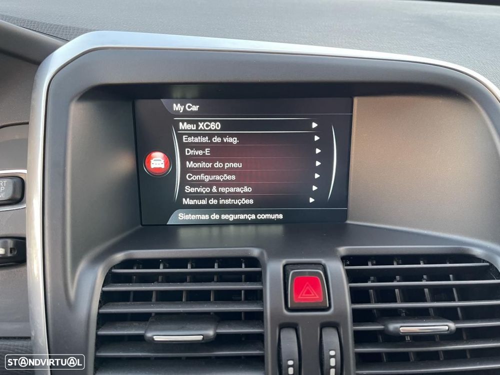 Volvo XC 60 D4 Ocean Race - 26